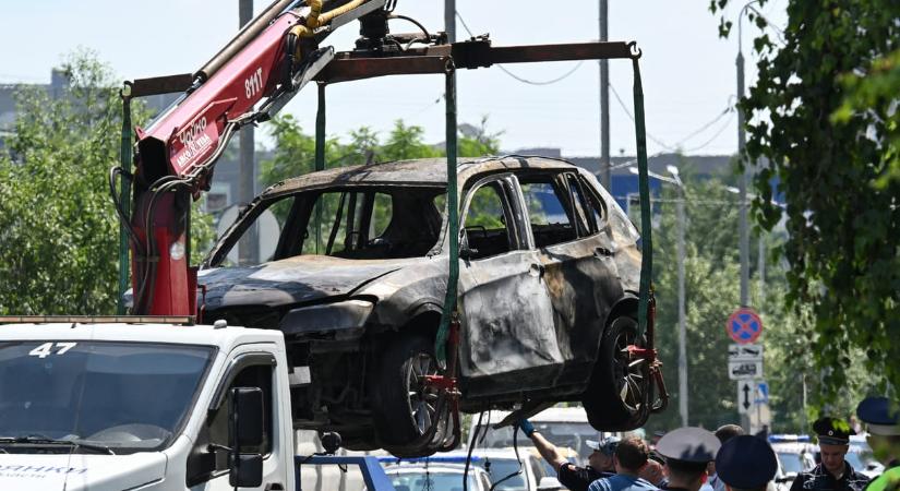 Videón, ahogyan egy autóba rejtett bomba végez a tüzérség lőszerellátásáért felelős orosz ezredessel