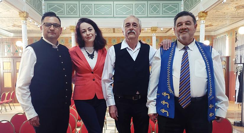 Húzódjál közelebb: legendás nagyváradi költő emlékét idézik meg Debrecenben