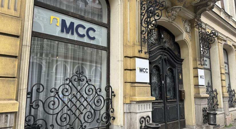 Üzent a közérdekű vagyonkezelő alapítványok vezetőinek Magyar Péter
