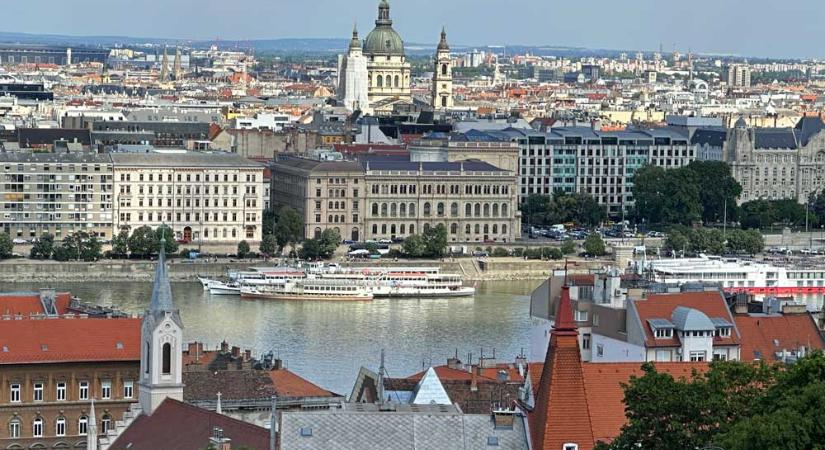 Budapest megmenekült: Október 15-ig adott haladékot Magyar Péter kormánya a szolidaritási adóra