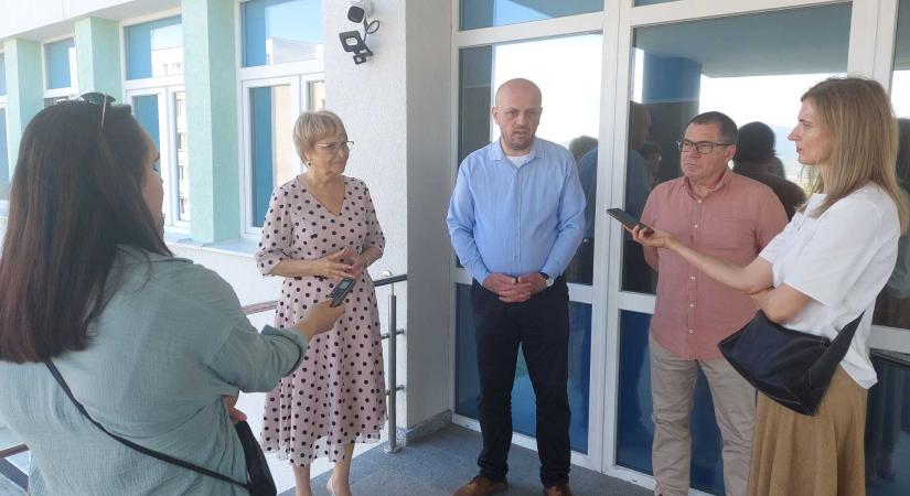 Robotsebészet, intervenciós kardiológia és közérthető egészségügyi előadások a jubileumi Csíkszeredai Kórháznapokon