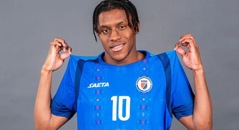 A FIFA utasítására megváltoztatja mezeit a haiti válogatott