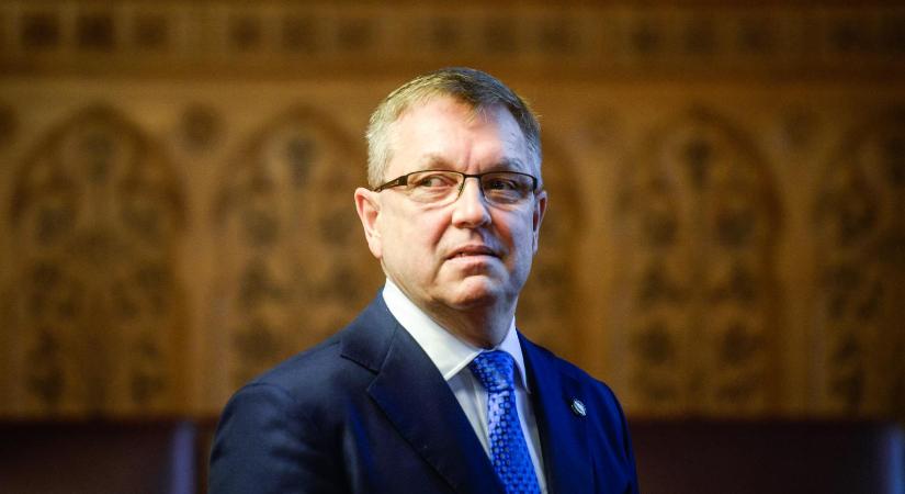 Több mint 170 millióval távozott Matolcsy György az MNB-től