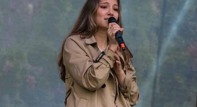 A színpad bűvöletében - Bóna Eszter Regina útja a musicalvilág felé