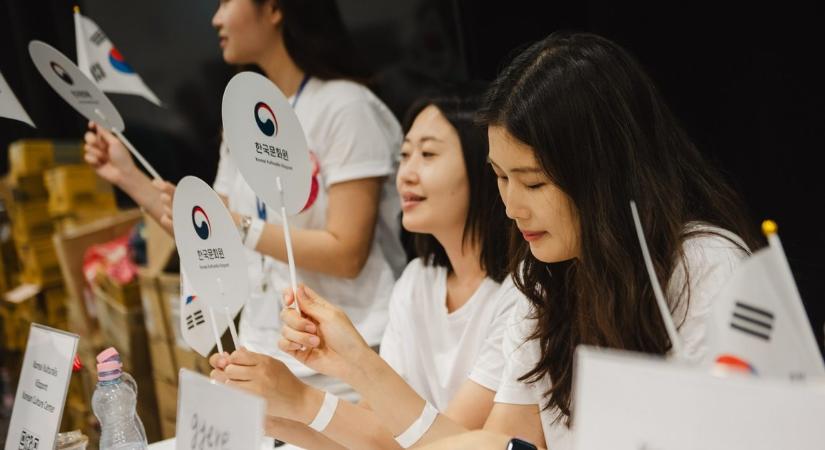 Szöul a platánfák alatt: K-pop és karalábés kimcsi költözik a Margitszigetre
