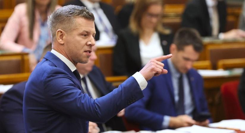 Takács Péter odaszúrt Magyar Péternek: „nem árt, ha ezeket a tényeket felidézzük”