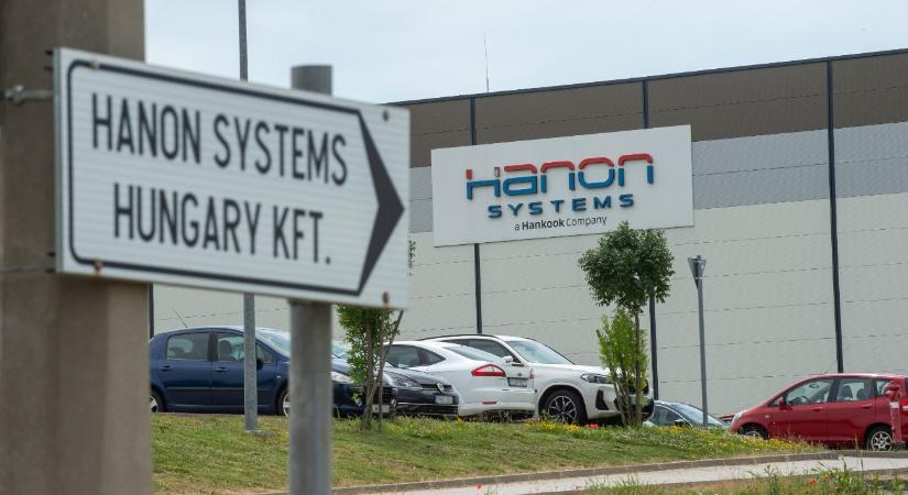 Újabb hazai telephelyen kezdtek szrájkba a Hanon dolgozói
