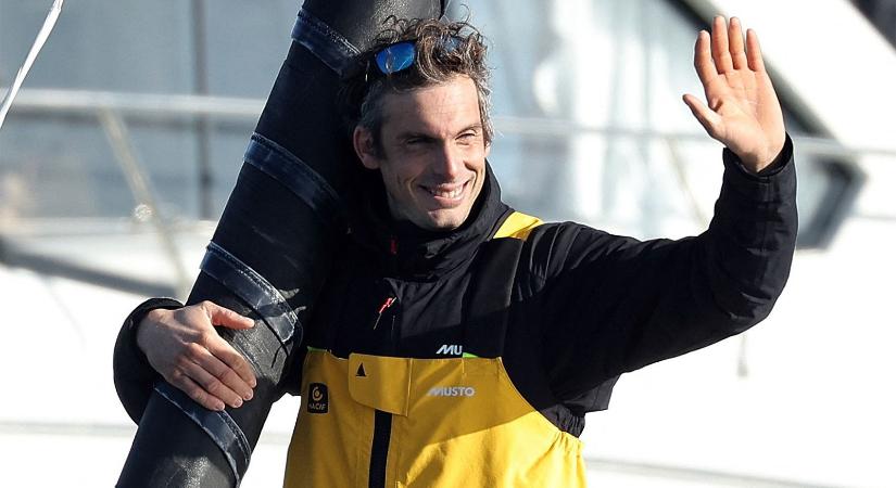 Meghalt az előző Vendée Globe-ot rekorddal megnyerő Charlie Dalin