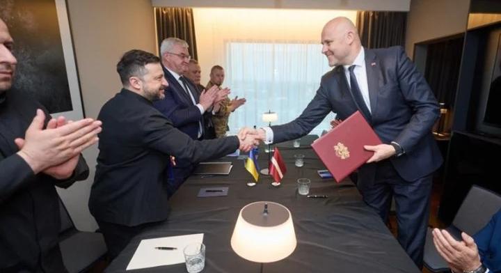 Új védelmi megállapodás született: Ukrajna és Lettország közös dróngyártásba kezd