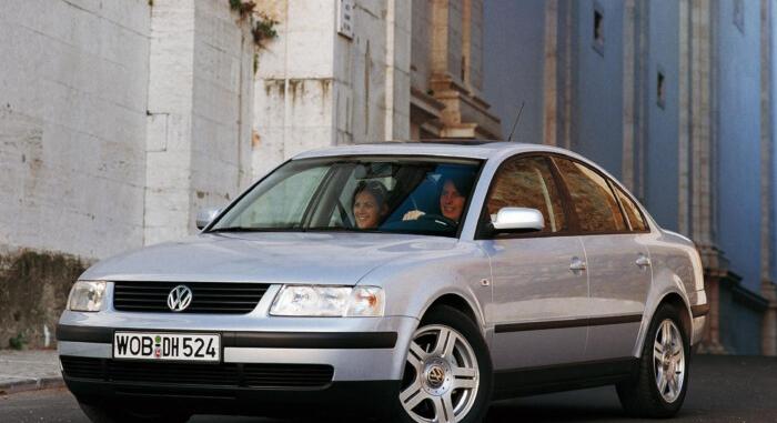 Ettől érzed magad öregnek: 5 ismert használt autó, ami már idén veteránvizsgát tehet