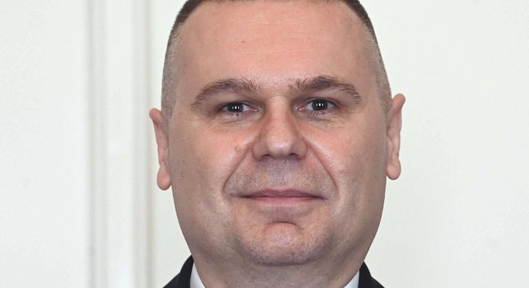 Újabb rendőri csúcsvezetőt mentettek fel, már meg is van a Készenléti Rendőrség új parancsnoka