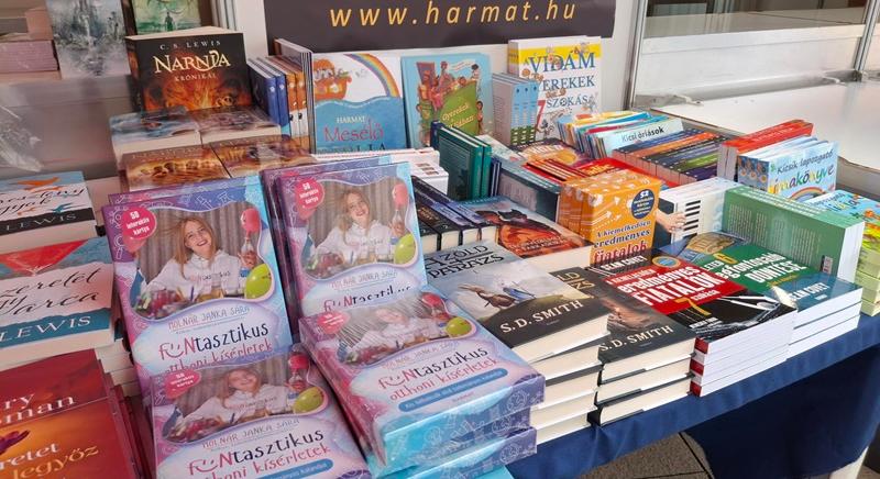 Elkezdődött a 97. Ünnepi Könyvhét