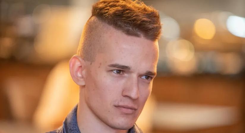 Nem hiszed el, milyen elitkörökben mozog Rékasi Károly fia: Még a szülei is megszólaltak!
