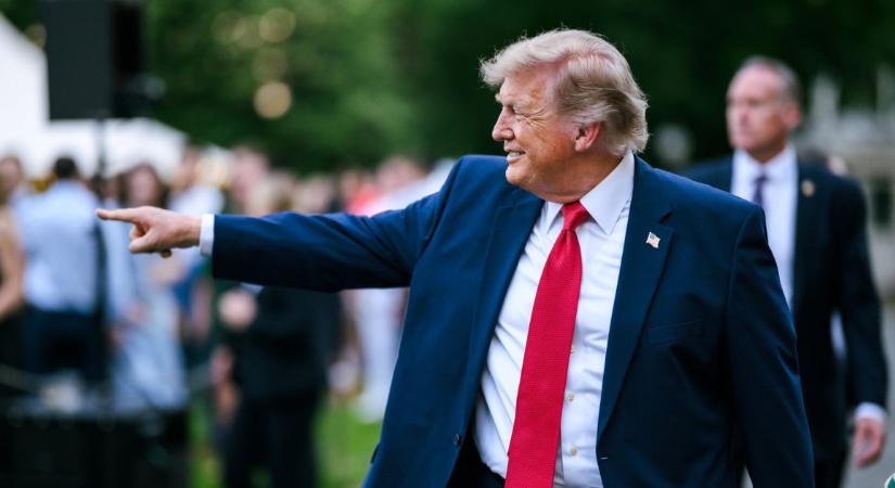 Trump szerint súlyos csapásra készülnek Iránnal szemben csütörtök este
