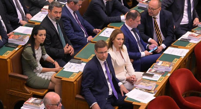 Fidesz: méltatlan támadásokat indít a Tisza-kormány a magyar tudomány kiválóságai ellen