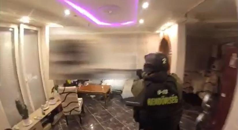 Egy apró hiba elég volt: saját fogyasztói buktatták le az újszászi dílert