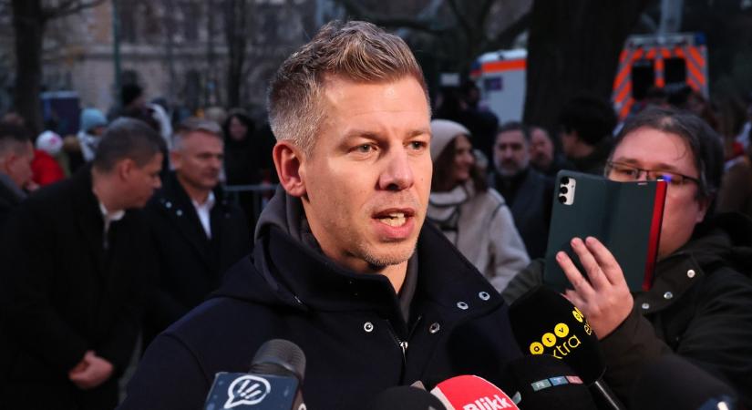 Ebben a percben jött Magyar Pétertől: a legmagasabb szintű riadót rendelték el, felszálltak a Gripenek
