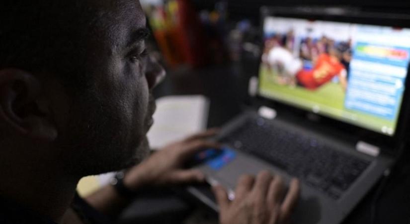 Közleményben tudatta a közmédia: ezért nincsen online közvetítése a foci vb-nek