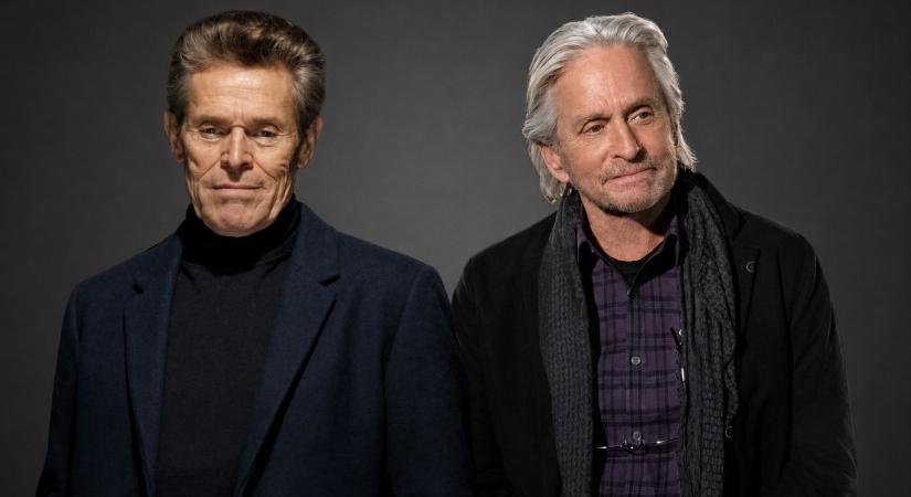 Oliver Stone titokban leforgatta új filmjét, Michael Douglas és Willem Dafoe újra a rendezővel dolgozik
