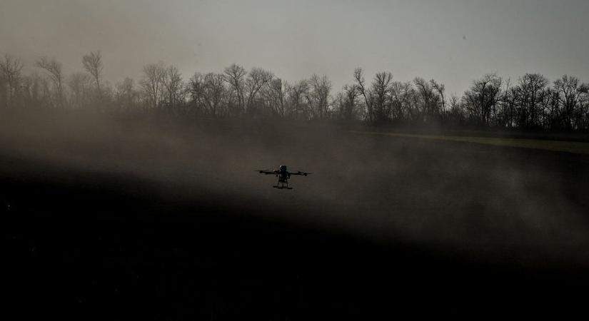 Dróntámadás: 1200 kilométerre az ukrán határtól lángoltak orosz petrolkémiai üzemek