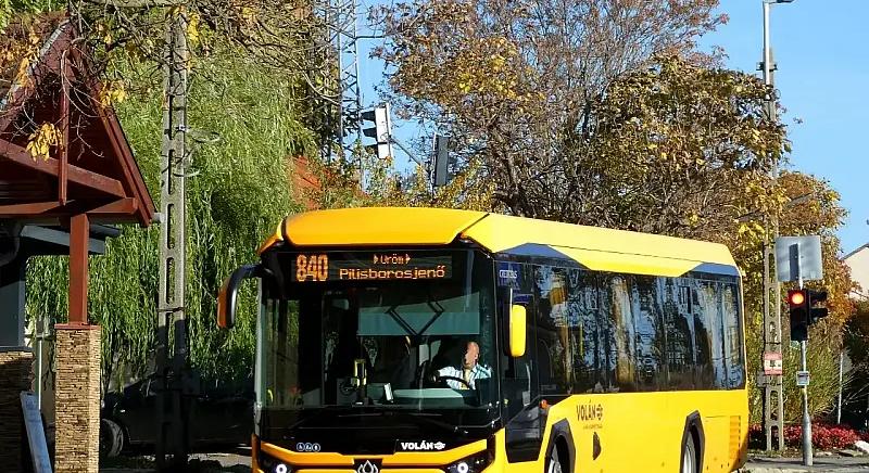 Újabb adag új busz érkezett a MÁV Csoporthoz