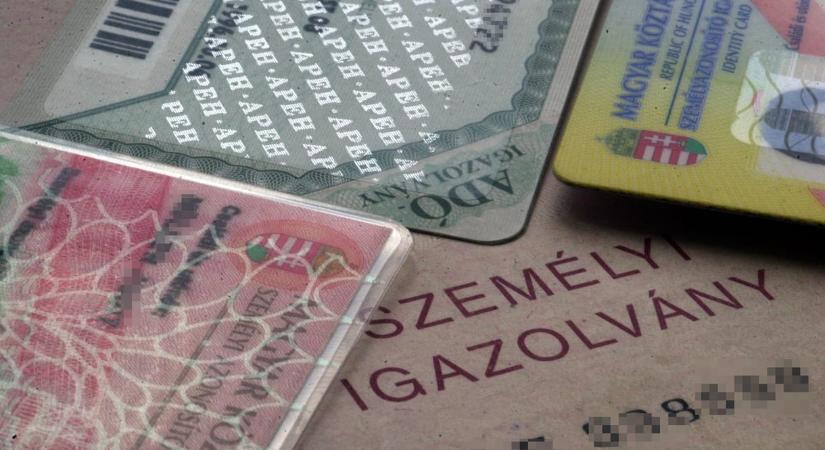 Régi, könyv formájú személyije van? Jobb, ha ellenőrzi