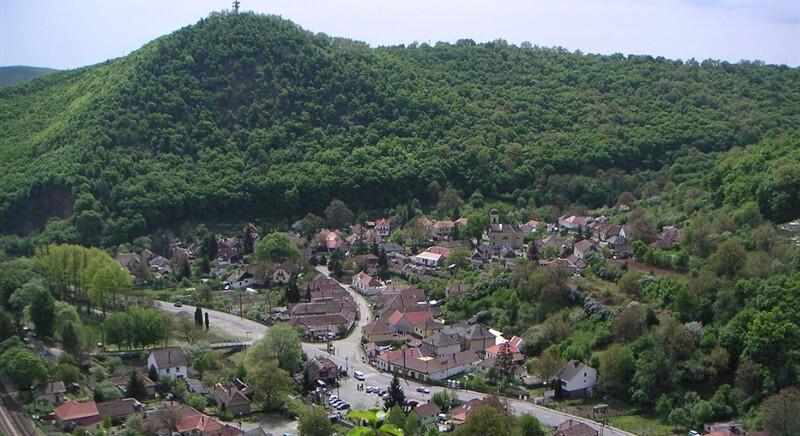 Megújult Szarvaskő kereskedelmi és szolgáltató központja – 150 millió forintos fejlesztés valósult meg