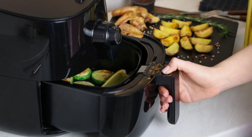 Országos ellenőrzés indult az Airfryer termékeknél, az eszközök minden tulajdonságát megmérik - a hatóság elmondta miért vizsgálódik
