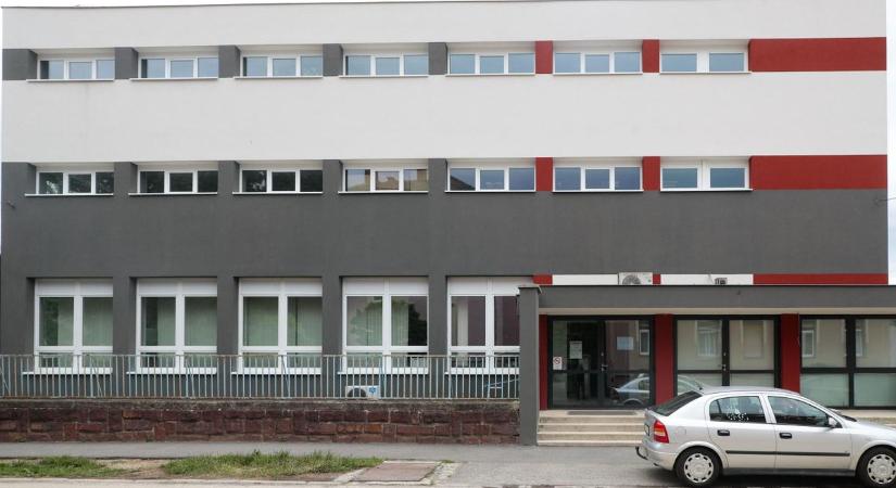 Megszépült a Reményik-iskola épülete – mutatjuk az új külsőt