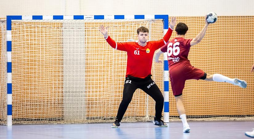 Férfi kézilabda: az utánpótlás-válogatott kapus visszatér a DEAC-hoz – videóval