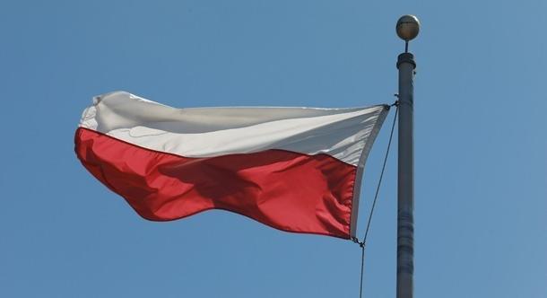Lengyelország közel 450 millió eurót kér vissza az Ukrajnának szállított fegyverekért