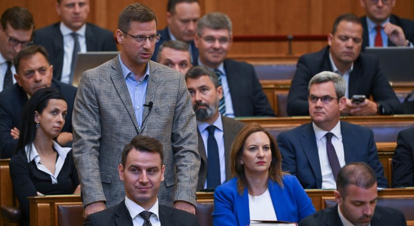 Gulyás Gergely: A kormány ne engedjen a kamatstop eltörlésére vonatkozó felszólításnak