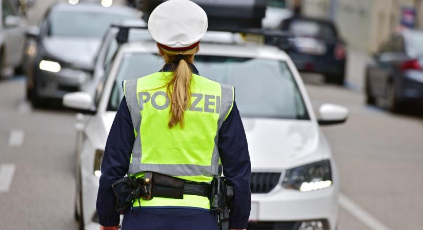 Sok magyar autóst érinthet: elkobozhatják a járművet a szomszédos országban