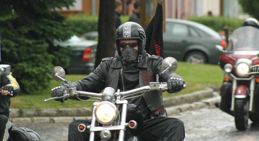 Két évtized két keréken: jubileumi motoros találkozót tart a Flagellum Dei MC Székelyföld