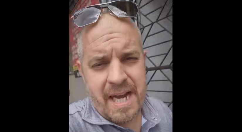 Bede Zsoltnak tele lett a gatyája, rohan a “Védvonalhoz” segítségért