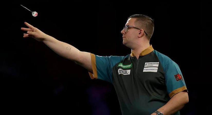 Remek magyar bemutatkozás a darts csapat-vb-n, ki-ki meccset vívunk a norvégokkal