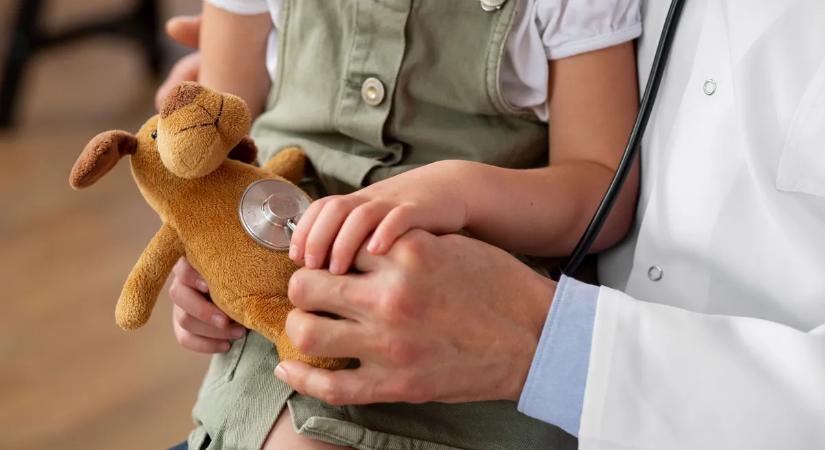 Figyelmeztetést adott ki a Heim Pál: egy héten belül négy gyermek került kórházba