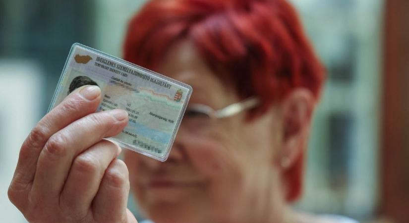 Hetek maradtak a kötelező személyigazolvány-cseréig, érvénytelenné válik az okmány