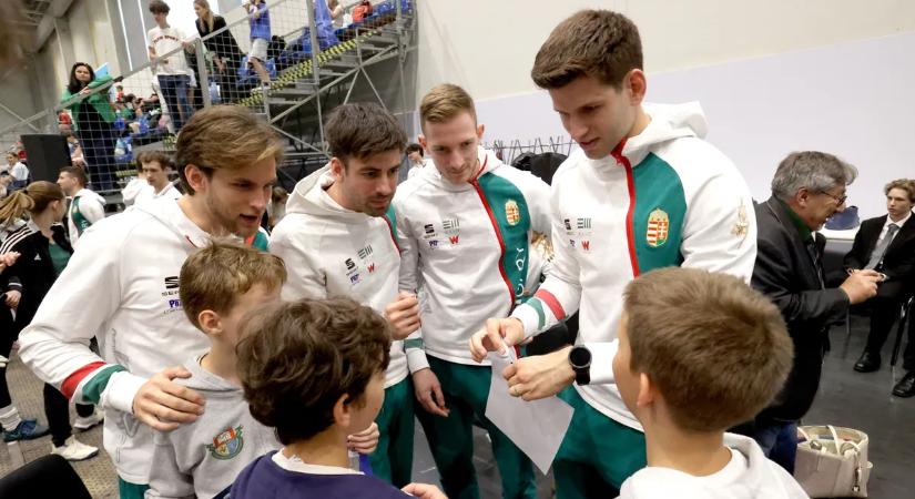 Kis olimpikonok között a nagyok – nyílt edzéssel készült a vívóválogatott az Eb-re