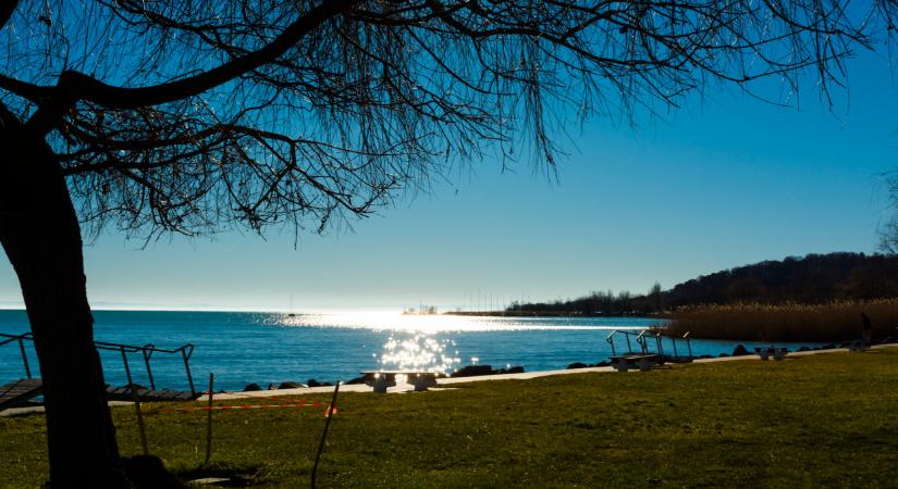 Nagy változás jöhet a Balatonnál: lecserélhetik az ivóvizet, ez rengeteg nyaralót érinthet majd