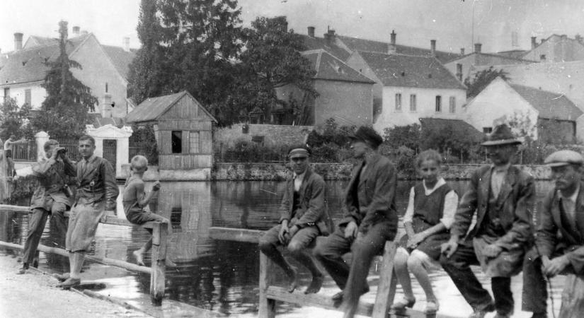 A malomkerekek, amelyek visszafelé forgatják az időt
