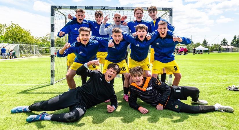 Történelmi sikereket hozott a Bercsényi DSE futsal szakosztályának 2025–2026-os szezonja
