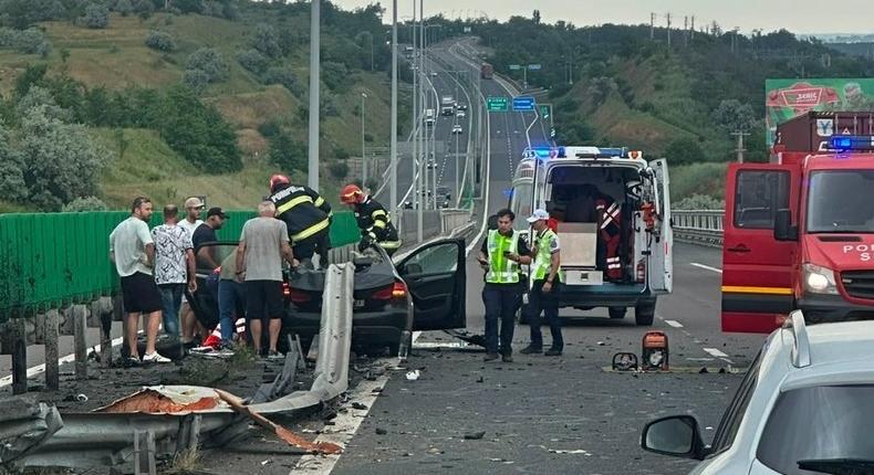 Baleset az autópályán: mentőhelikoptert kellett hívni, egy kétéves kislány is megsérült