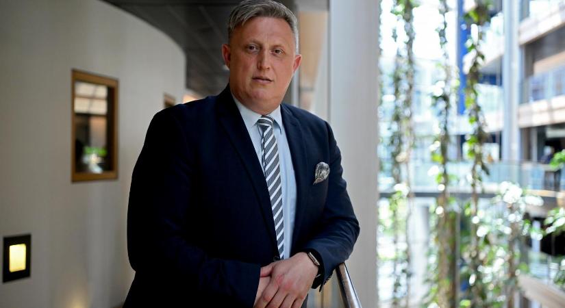 Visszatért a nőverő exfideszes Győrffy Balázs