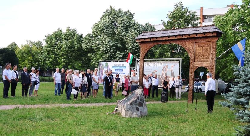 A Táncsics parkban emlékeztek a nemzeti összetartozás napján (videó)