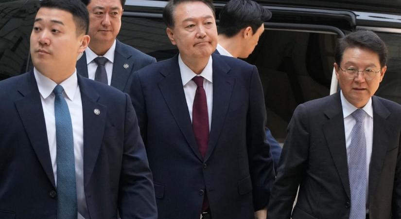 Az életfogytiglanja mellé kapott még 30 év börtönt a volt dél-koreai elnök