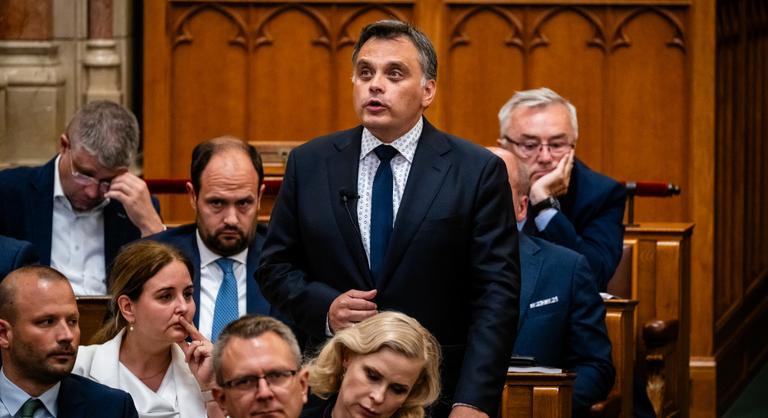 Augusztus végén országos választmányt tart a KDNP, napirenden a tisztújítás elrendelése