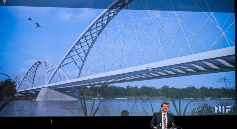 Közzétette Vitézy Dávid a mohácsi Duna-hídról szóló tanulmányokat