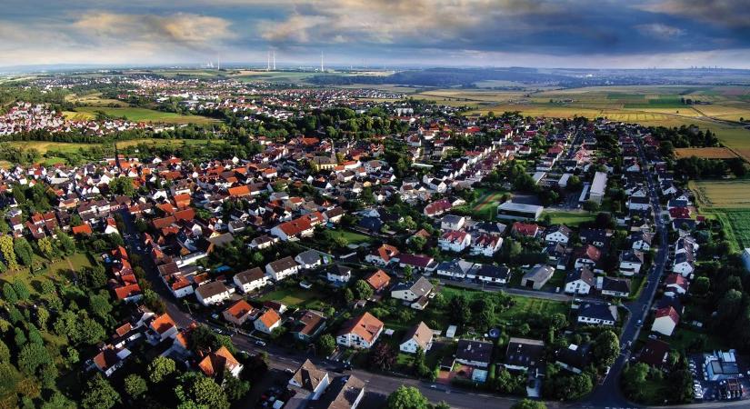 Bérvita helyett reformot sürgetnek a helyi vezetők