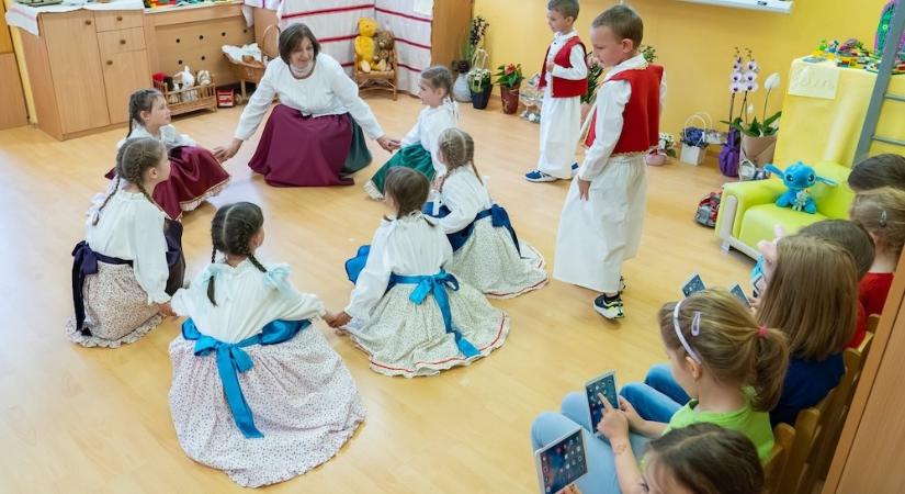 Hatvanöt éves jubileumát ünnepelte a Ménfőcsanaki Óvoda